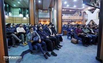 دیدار شهردار تهران با دانشجویان دانشگاه تربیت معلم رجایی 27