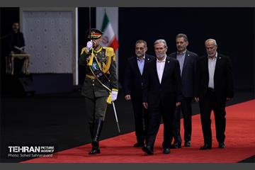 مراسم ادای احترام مقامات و هیئت‌های رسمی کشورهای مختلف به پیکر آقای شهید ایران 12