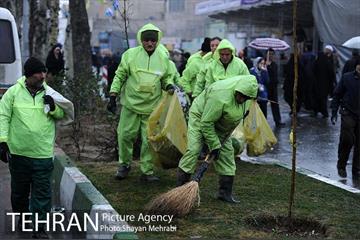 خدمات شهرداری تهران در پایان راهپیمایی یوم الله 22 بهمن 17