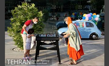 آغاز به کار نخستین مجموعه رستوران خودرویی تهران در منطقه عباس آباد 19