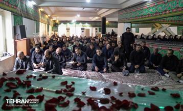 بدرقه پیکر مطهر شهید گمنام دوران دفاع مقدس در اداره‌کل سرمایه‌انسانی 8