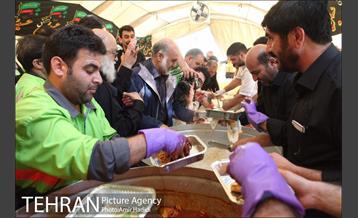 بازدید اعضای شورای اسلامی شهر تهران از خدمات رسانی به زائران اربعین حسینی 6