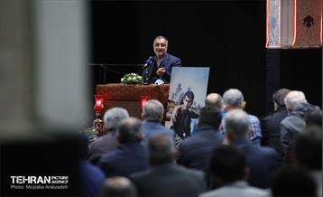 سخنرانی شهردار تهران در امامزاده علی‌اکبر چیذر(ع) 27