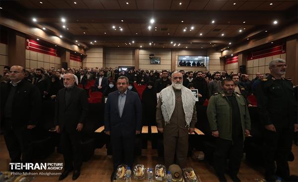 کاشت ۲۴۰۰۰ نهال به یاد شهدای پایتخت 53