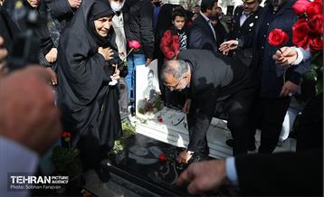 هفتمین سالگرد شهدای آتش‌نشان حادثه پلاسکو 19