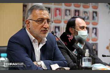 دیدار شهردار تهران با نخبگان منطقه 16 شهرداری 40