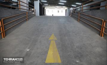 اینجا کارگاهه؛ پارکینگ مینابی 5