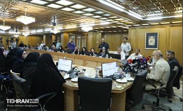 نشست خبری رییس شورای اسلامی شهر تهران 13