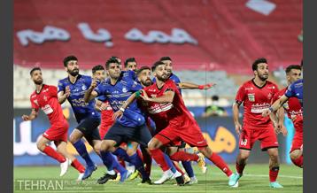 دیدار تیم های فوتبال پرسپولیس و استقلال تهران 30