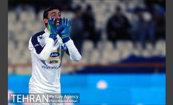 دیدار تیم‌های فوتبال ذوب آهن - استقلال تهران 23