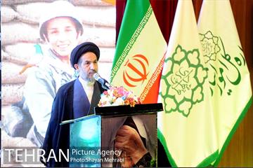 یادواره 1000 شهید منطقه 10 با حضور شهردار تهران 13