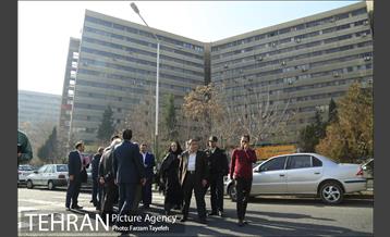 بازدید محمد سالاری از مجموعه های توسعه شهری منطقه 5 2