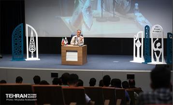 سخنرانی شهردار تهران در دانشگاه الزهرا(س)