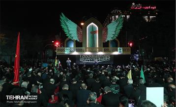 عزاداری شب هشتم ماه محرم در میدان نبوت 44