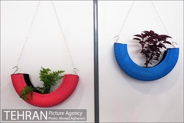 بازدید رئیس شورای شهر تهران از نمایشگاه بین المللی پسامد، بازیافت 10