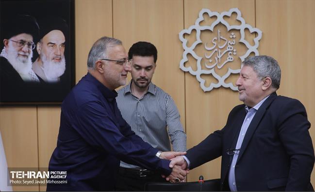 نشست رئیس شورای اطلاع‌رسانی دولت با شهردار تهران