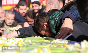 تشییع پیکر شهدای مدافع حرم در شهرک شهید محلاتی 8