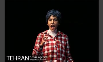 نمایش نبرد گالیله‎ 16