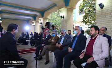 نشست صمیمی شهردار تهران با اهالی شعر و ادب 2