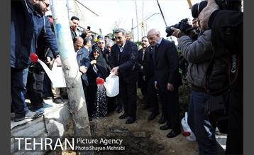 آیین کاشت 40 اصله درخت، به مناسبت چهلمین سالگرد انقلاب اسلامی باحضور شهردار تهران 22