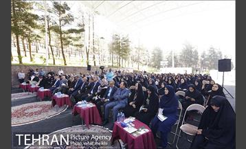 آیین افتتاح و بهره برداری از بوستان مرضیه حدیدچی دباغ  17