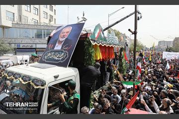 تشییع پیکر شهید اسماعیل هنیه در تهران - 2 15