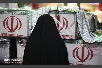 وداع با شهدای گمنام در باغ موزه دفاع مقدس 12