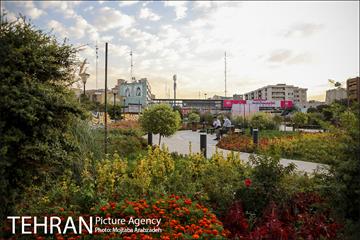 پلازای شهری میدان هفتم تیر 17