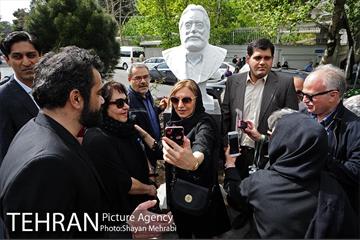 نامگذاری خیابان و رونمایی از سردیس جمشید مشایخی با حضور شهردار تهران 19
