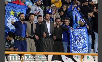 دیدار تیم های استقلال تهران و شاهین بوشهر 3