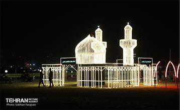 المان نوری بین الحرمین در دریاچه شهدای خلیج فارس  22