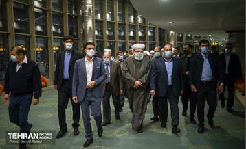 بازدید مهمانان سی و پنجمین کنفرانس بین‌المللی وحدت اسلامی از برج میلاد 24