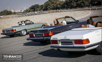 آزادی، میزبان کلوپ بنزسواران 2