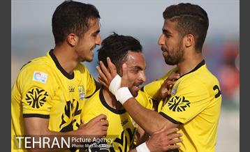 دیدار راه آهن و پدیده در لیگ برتر فوتبال 15