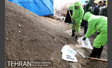 بازدید شهردار تهران از ستاد برف روبی منطقه 11 21