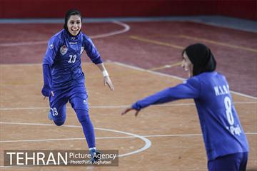 دیدار دو تیم فوتسال زنان سایپا و ملی حفاری 21