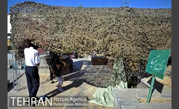 نمایشگاه دفاع مقدس در میدان بهارستان 46