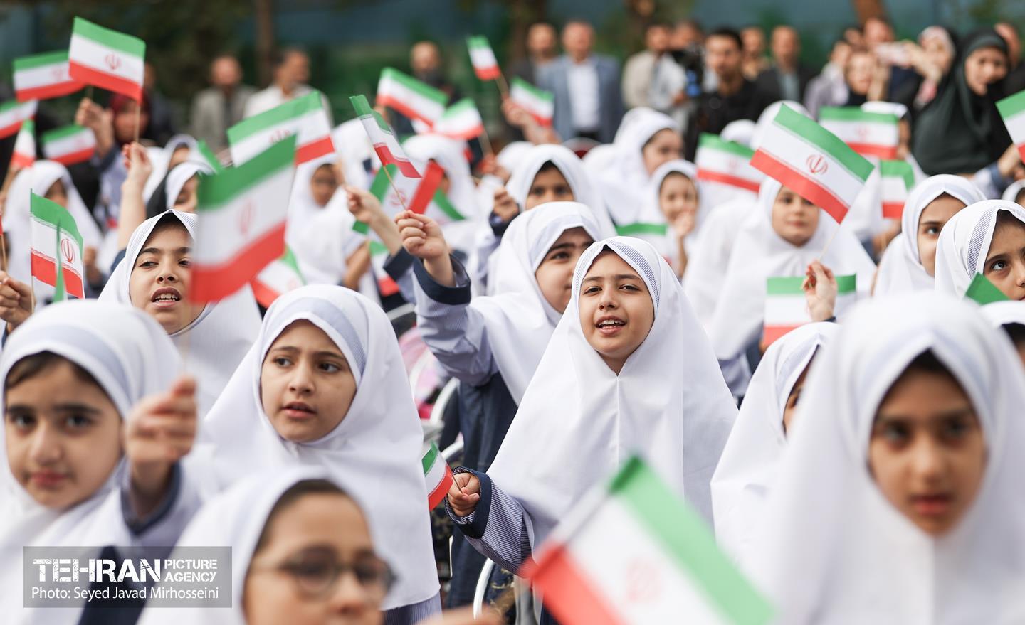 آغاز سال تحصیلی جدید در دبستان شهید رحمانی شهرک شهید چمران 15