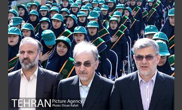 آیین انتخابات شهردار مدرسه با حضور دکتر نجفی 6