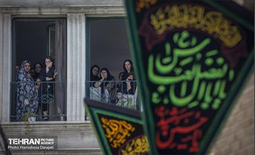 این‌ها عقیده مردم حصاربوعلی است. محله‌ای با چندین خانه کهنسال و کوچه‌های تنگ و باریک و دیوارهای کاهگلی جایی نزدیک پارک نیاوران که برای خودش حسینیه و مسجد جداگانه دارد، 9