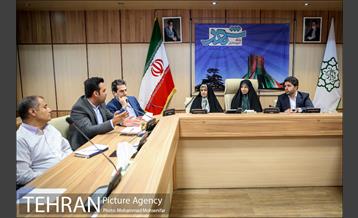 بازدید معاون برنامه ریزی و توسعه شهری از مرکز ارتباطات 9