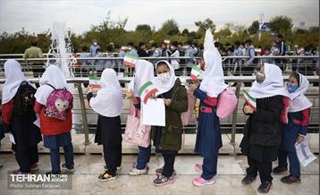 تشکیل حلقه اتحاد دانش آموزی در برج میلاد 8