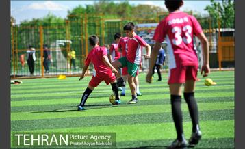 آیین افتتاح و بهره برداری از پروژه های منطقه 15 با حضور دکتر قالیباف 6