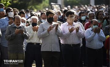 اقامه نماز عید سعید فطر در دانشگاه تهران 41