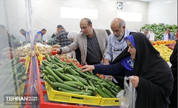 افتتاح بازار میوه و تره‌بار در منطقه 22 16