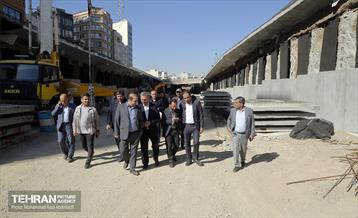 بازدید معاون فنی و عمرانی از پروژه‌های عمرانی منطقه ۵ 27