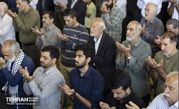 نماز جمعه «خشم و نصر» در تهران 6