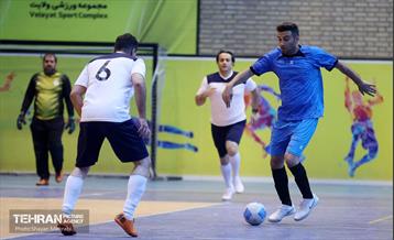 مسابقات فوتبال جام اردی‌بهشت 10
