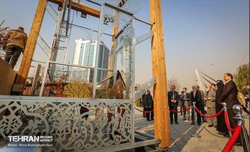 مراسم رونمایی از سازه حجمی عروج 3
