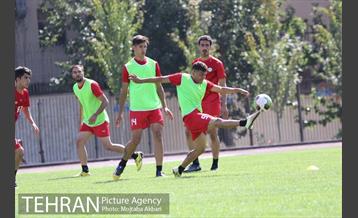 تمرین تیم فوتبال نفت تهران 6